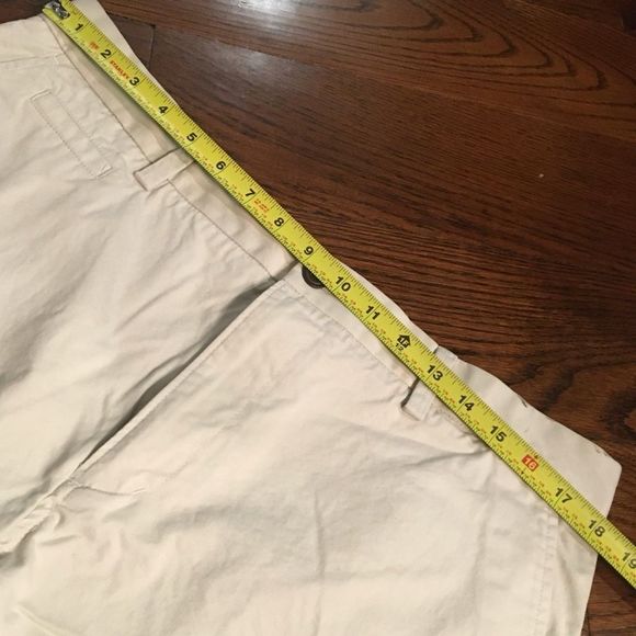 LANDS’ END Traditional Fit Flat Front Khaki Shorts 35 - Picture 6 of 7